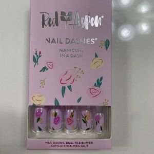 Red Aspen Finley’s Rose Garden Nail Dashes. New.